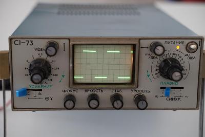 Ruský (Sovětský) analogový osciloskop 20 MHz
