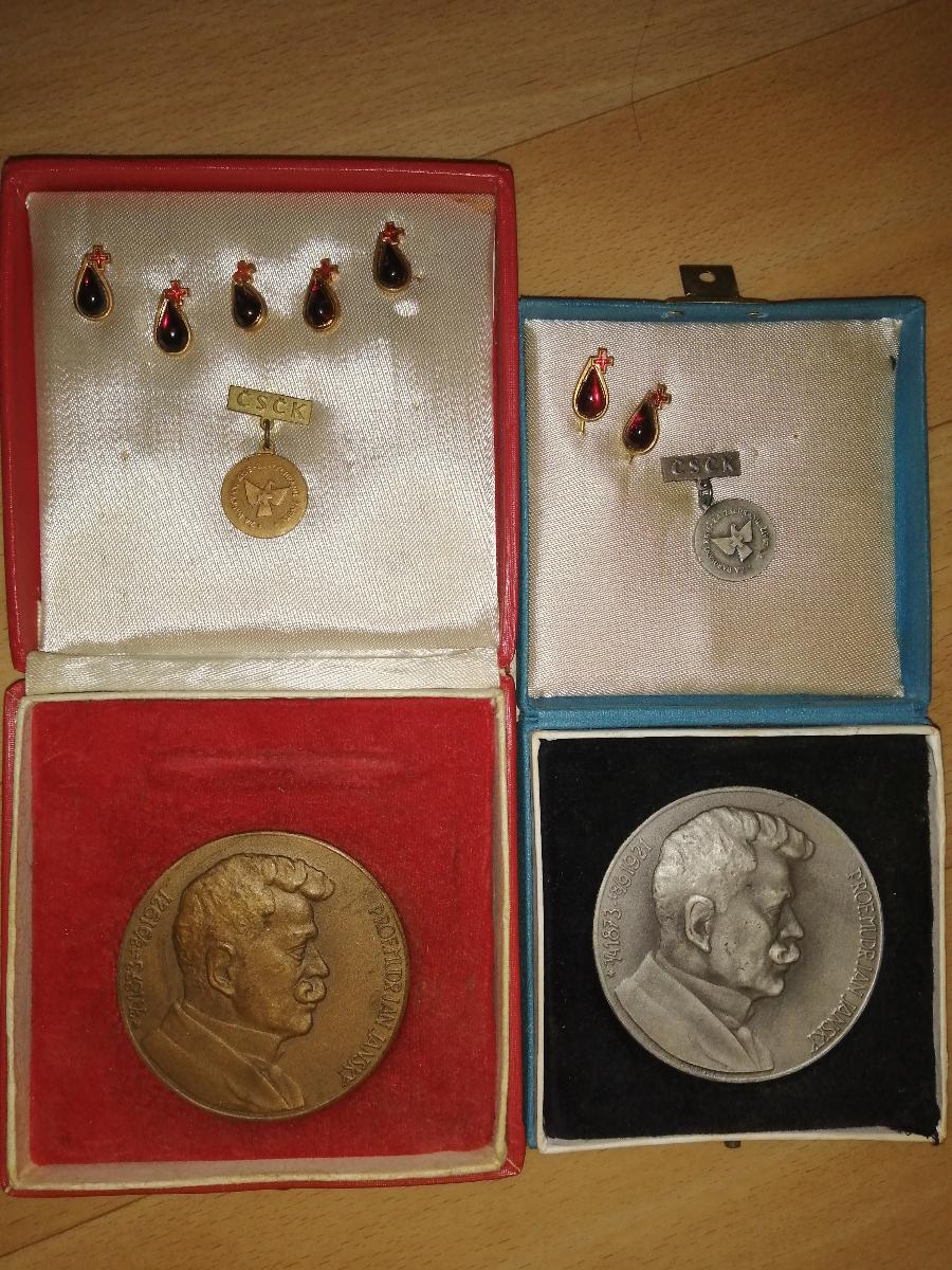 2x Medaile/řád/vyznamenání DAROVÁNÍ KRVE PROF. MUDR JAN JÁNSKÝ - Sběratelství