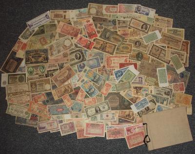 Zajímavá sbírka starých bankovek po sběrateli z půdy!!! 194 kusů!!