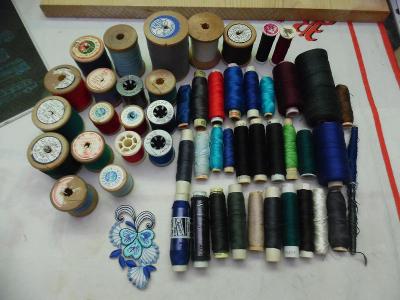 Starý retro šití, vyšívání barev 52 kusů