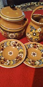 Konvolut keramiky Keralit