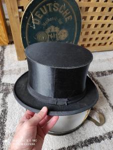 Starožitný klobouk, cylindr