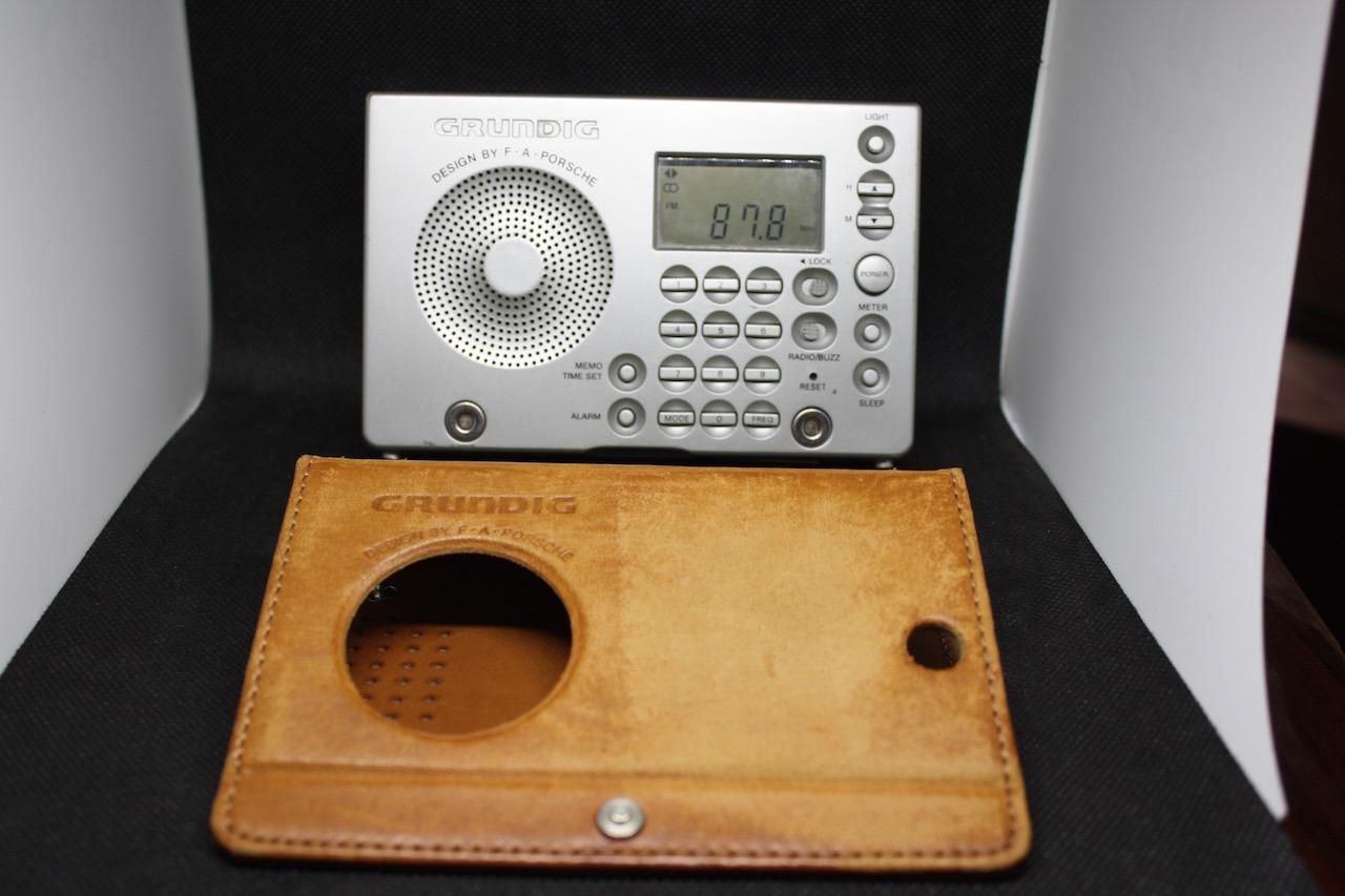 GRUNDIG YB-P 2000 PORSCHE radio /design  PORSCHE GRUNDIG / funkční |  Aukro