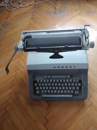 psací stroj CONSUL - Starožitnosti