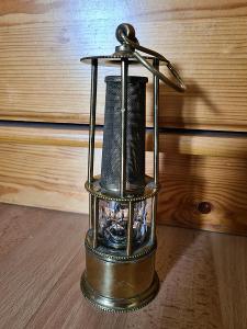 Stará hornická lampa mosazná olejová větérka kahan z roku 1890  