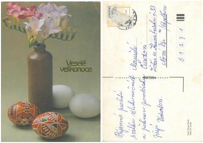 Veselé Velikonoce, frézie, váza, kraslice, vajíčka, foto P. Rydl