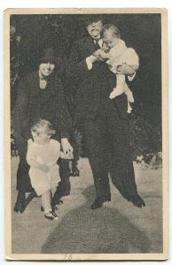 President T. G. MASARYK s dětmi v Montreux ve Švýcarech r. 1923