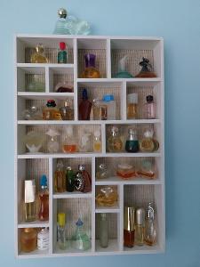 Sbírka mini parfémů