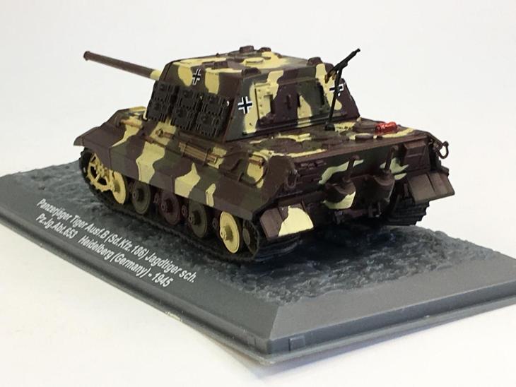 Panzerjäger Tiger Ausf. B (1945) stíhač tanků-1/72 DeAgostini (H18-h9)