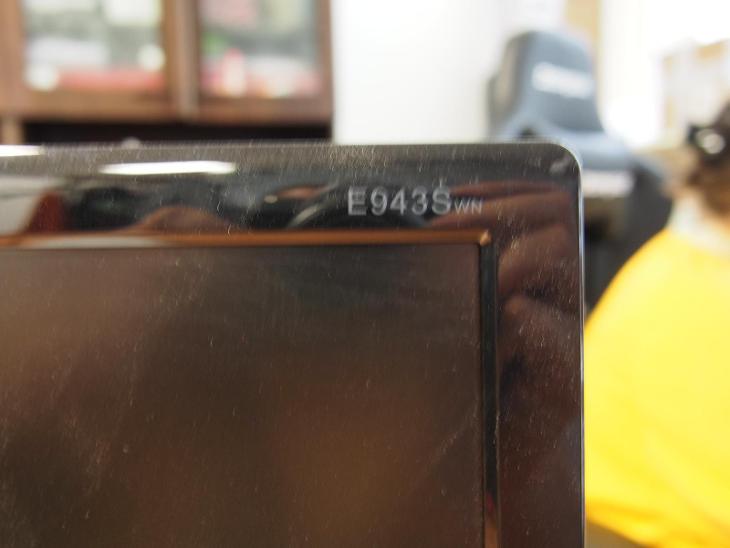 Funkční monitor AOC E943SWN + adapter, 18,5" od 1,- Kč!!! - Příslušenství k PC