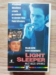 VHS - MUŽ BEZE SPÁNKU - 1992