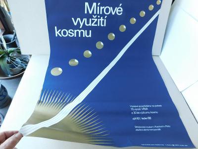 Mírové využití kosmu Výstava k 70. výr. VŘSR v Roztokách u Prahy 1988