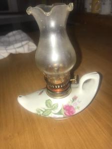 Stará porcelánová plynova lampa