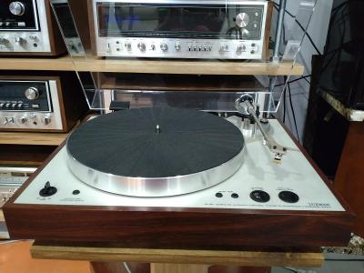 gramofon Luxman PD 291