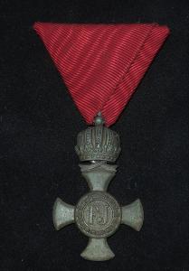 RU - Železný Záslužný kříž - /medaile řád FJI/ 