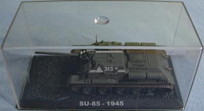 SU-85 - 1945 1/72