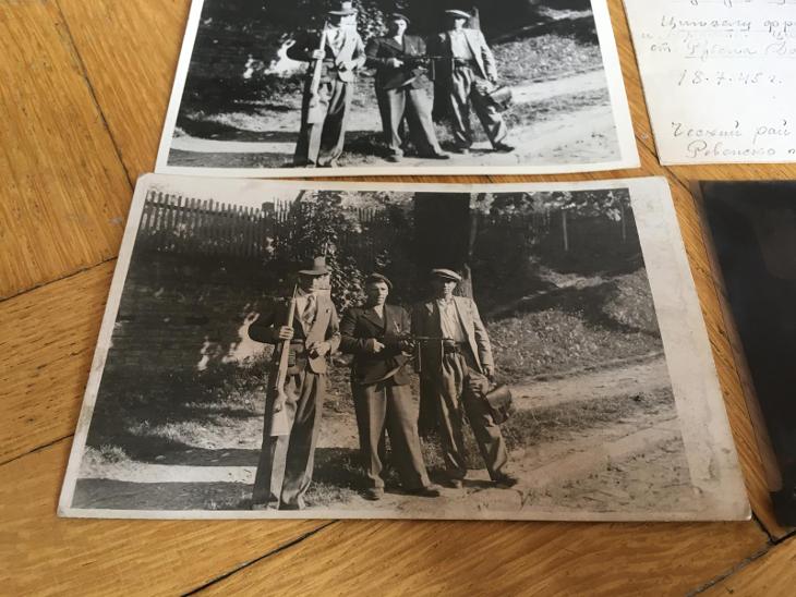 Fotografie, pohlednice armáda 2.sv. válka / partizáni, samopal - Sběratelství