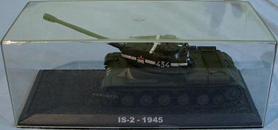 IS-2 - 1945 1/72