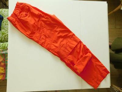 Pěkné červené sport.kalhoty na ohrnutí Lands´End, pas 86,č.824