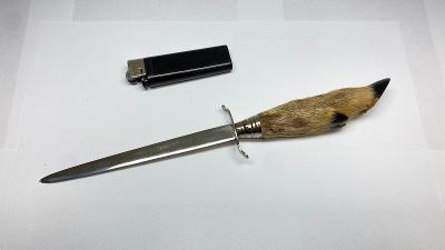 Myslivecký nůž spárek s kopýtkem rukojeť ze srnčího kopyta