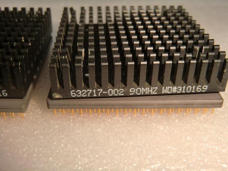 2x procesor INTEL Pentium 90 MHz socket 5 z dual desky - Počítače a hry