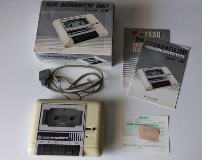 COMMODORE 1530 DATASSETTE C2N - kazetový přehrávač /kazeťák /C64, C128