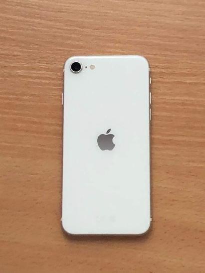 Iphone SE 2020 64GB bílý - Mobily a smart elektronika