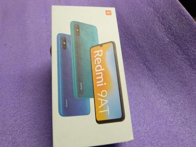 prodám skoro nepoužitý mobil Xiaomi redmi note 9AT