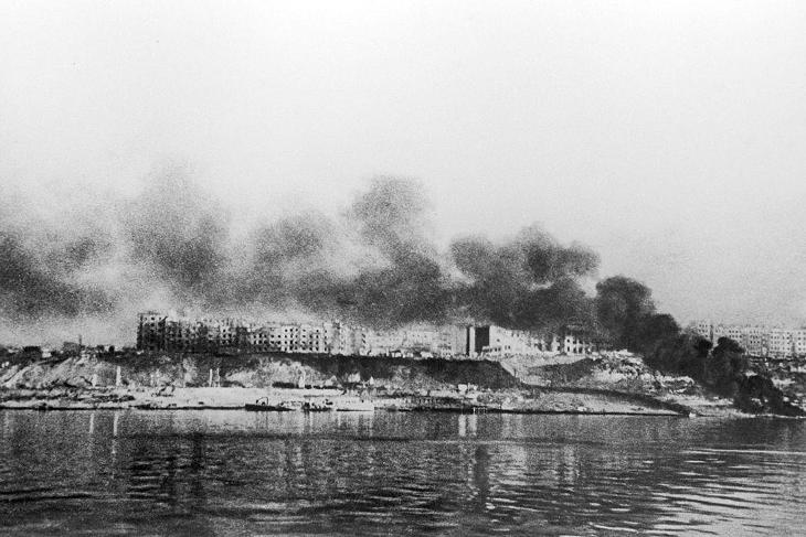 Stalingrad 1943: plechová cedule