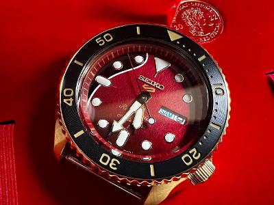 Seiko Brian May Red Special Gold