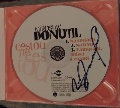CD Mistr Donutil, podepsane, NOVE. Album.