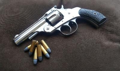 Historický revolver Harrington-Richardson cal.32 1886 Hezký pův. stav