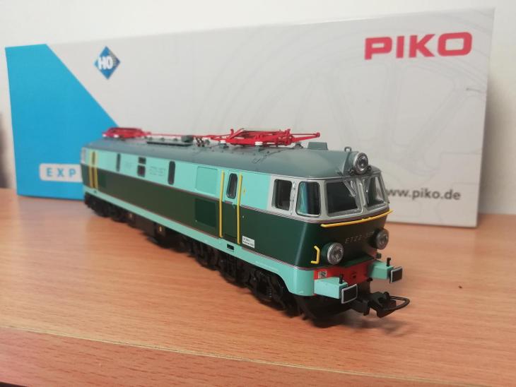 Elektrická lokomotiva  PKP ET22, Piko 96332