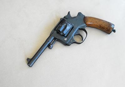 Revolver Lebel kal.8mm