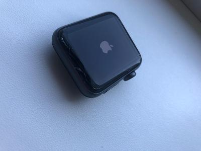 Apple Watch 3 series / 42mm / space gray 