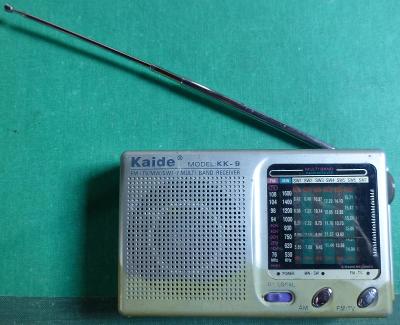 Tranzistorové rádio značky KAIDE - model KK-9 - funkční