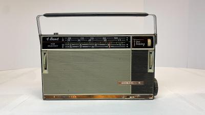 Rádio Sokol 4 made in USSR. Funkční od 1kč