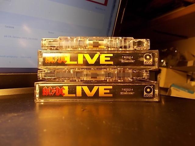 AC/DC live I, II  ......... IMPORT USA ! /  2 MC originál kasety