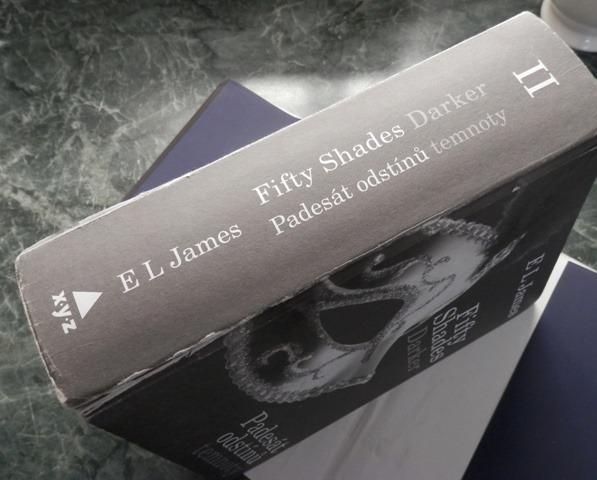 E.L. James - 50 odstínů temnoty - Knihy