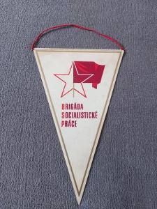 Stará vlaječka BRIGÁDA SOCIALISTICKÉ PRÁCE