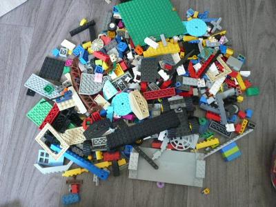 1 kg Lego - mix rok 1980 - 2010  set.č.3
