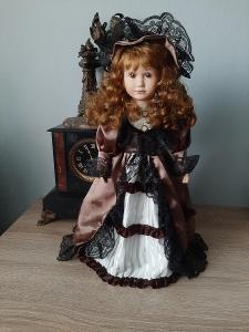 Porcelánová panenka výška 43cm