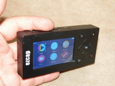 EZCAP AV recorder - video konvertor, asi nový
