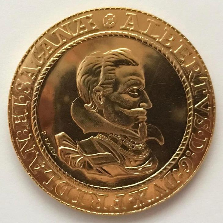zlatá medaile Albrecht z Valdštejna 50mm 103g KAZDA  - Numismatika