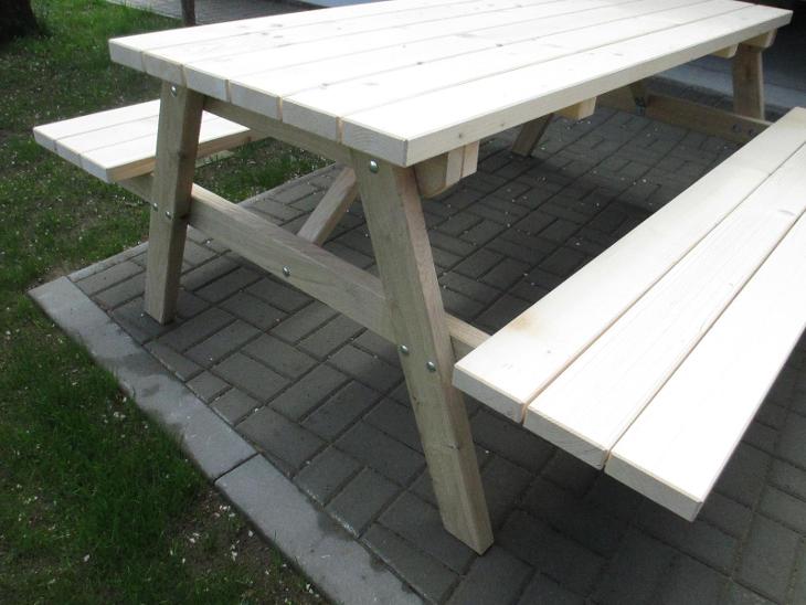 zahradní dřevěný stůl s lavicemi rozměr 200x170x75
