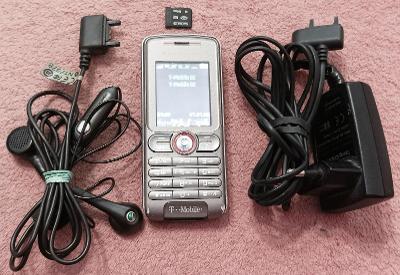 Sony Ericsson W200i -velice hezký -pro T-Mobile +příslušenství !!!