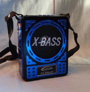 Vzhled Retro bezdrátové rádio X-Bass YG-901UAT FM USB