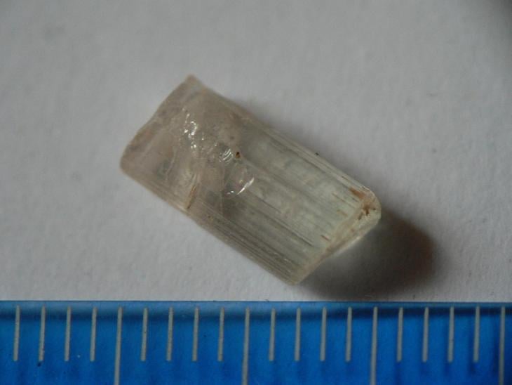 turmalín.krystal(ic150)