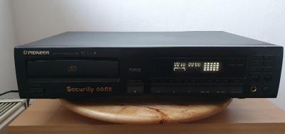Pioneer PD-103 Cd player 