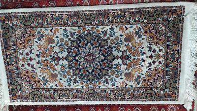 Perský vlněný koberec 113cm x 60cm     